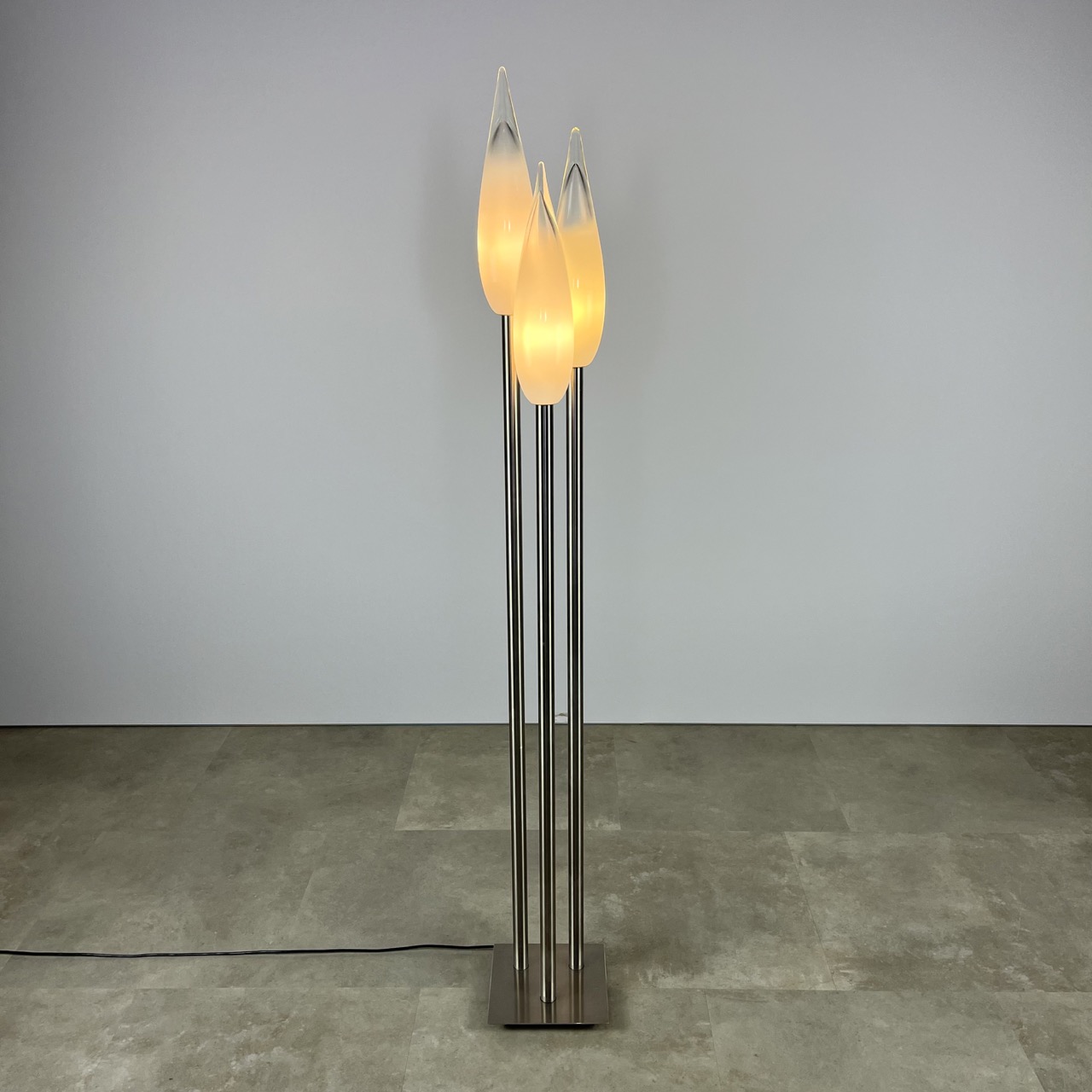 "Quasar Holland" lamp 