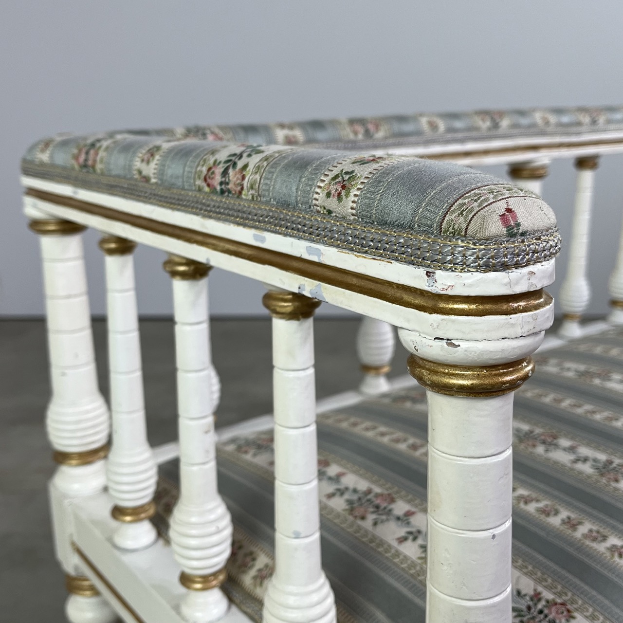 Gustavian Bench Gustavian Bench