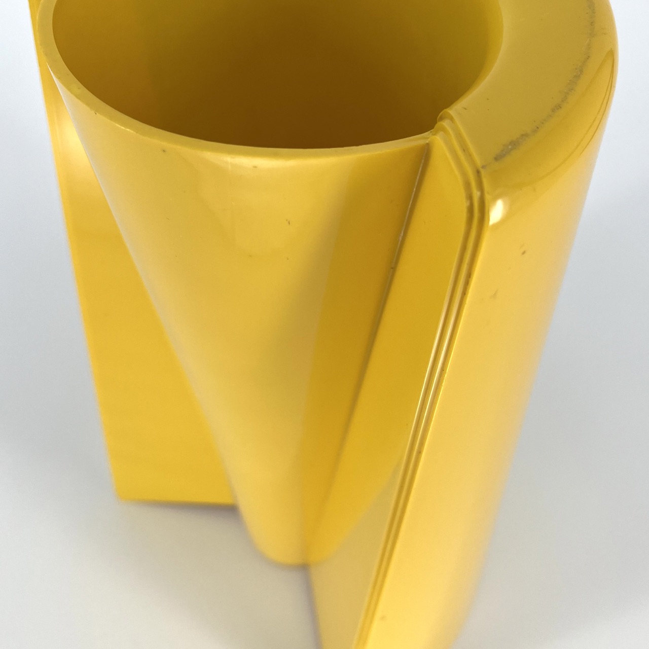 "Pago Pago" Vase "Pago Pago" Vase