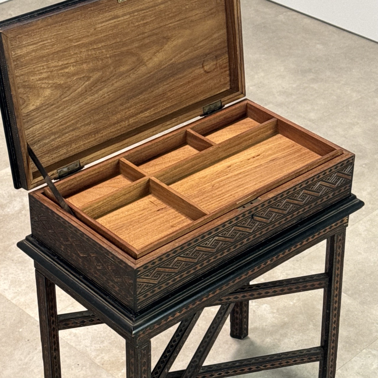 Vintage Side Table Travel 