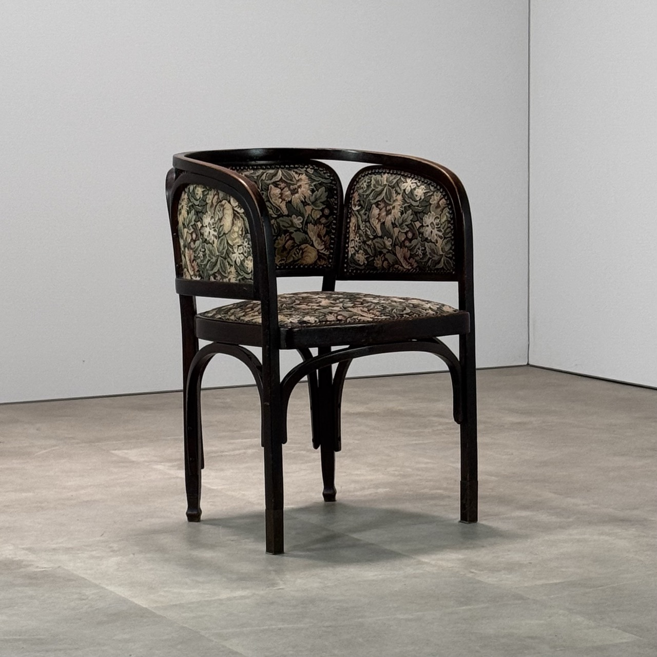 Antique Chair '716/F' 