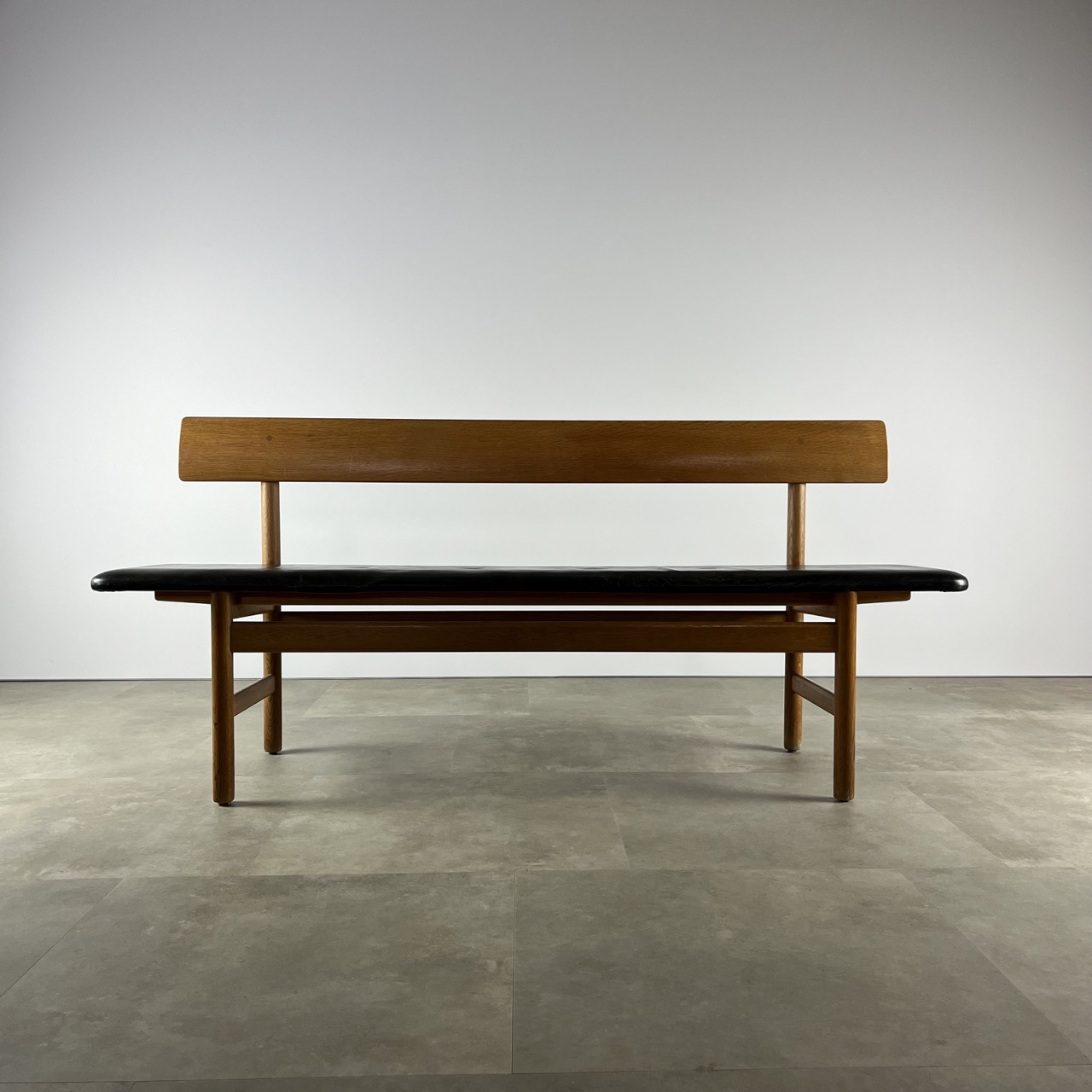 "3171 model" Bench