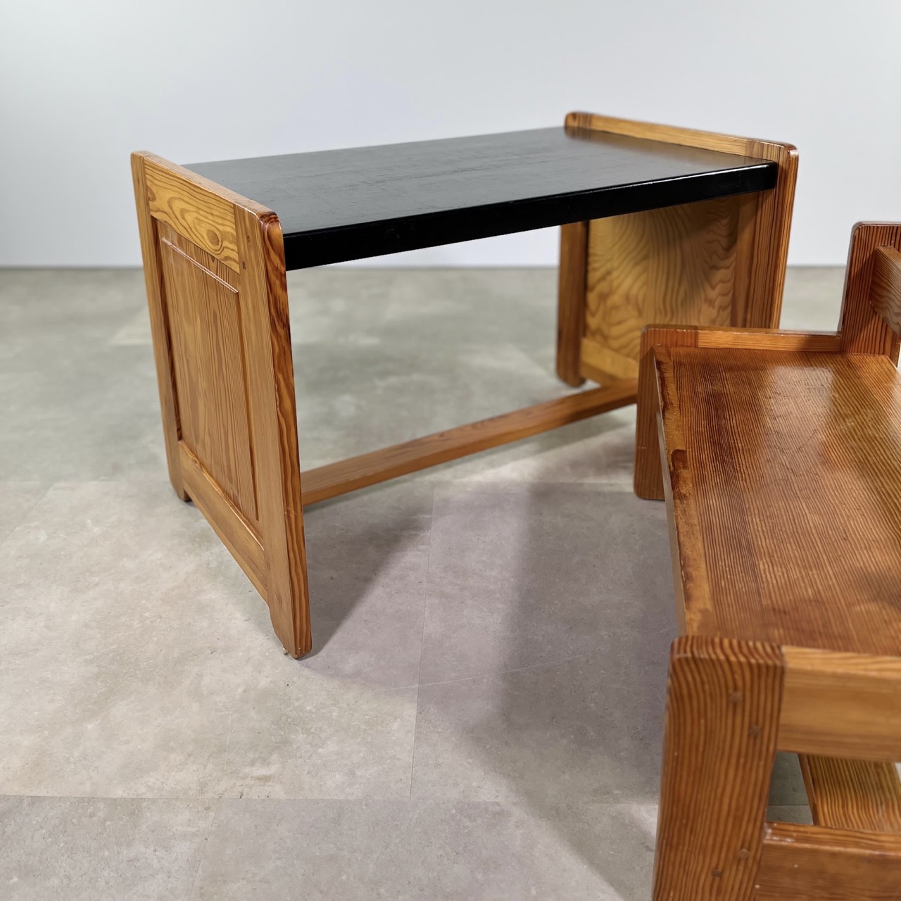 Mid-mod Children's Chair & Desk