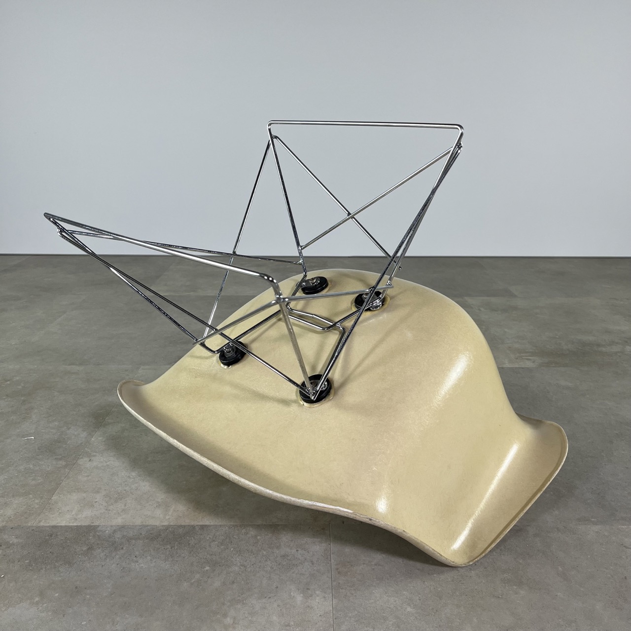 "LAR" Easy Chair