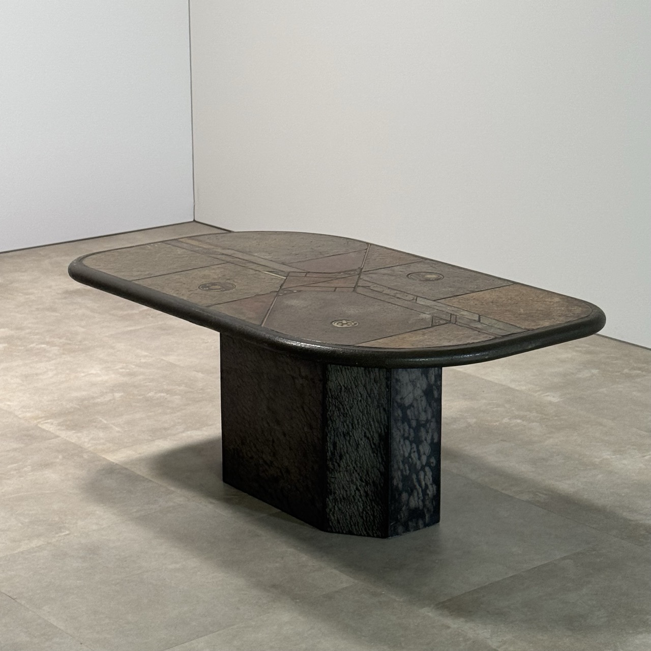 Vintage Coffee Table Rambburon