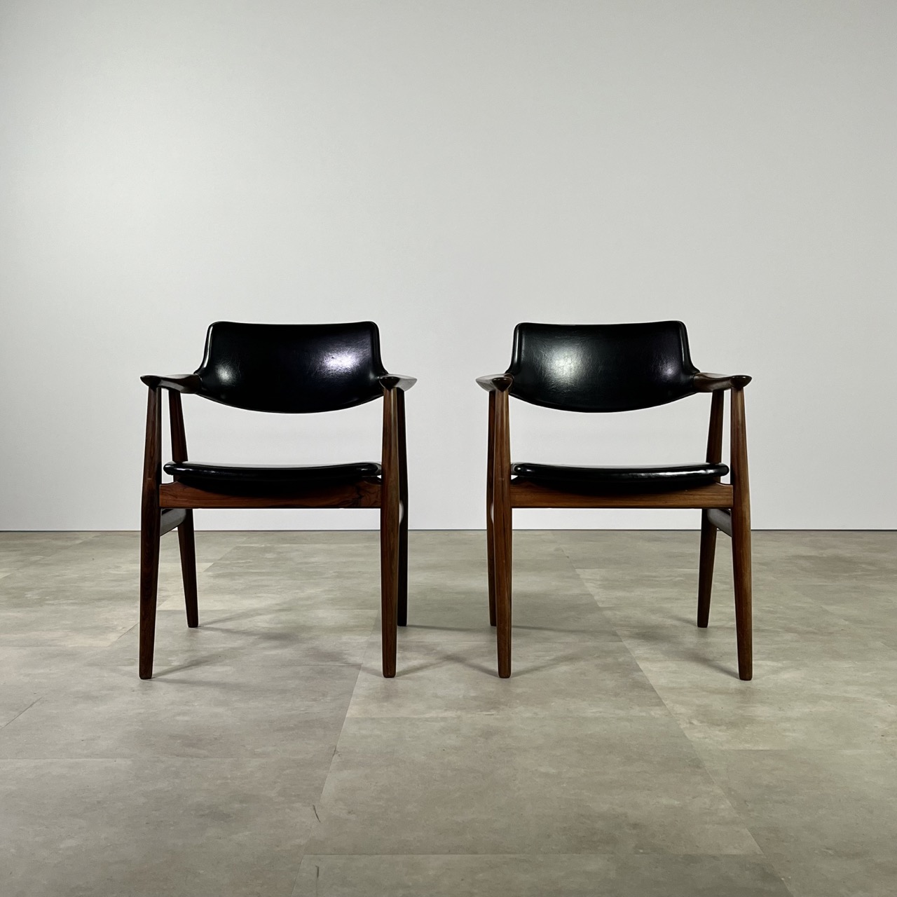 "GM11" Dining Chairs