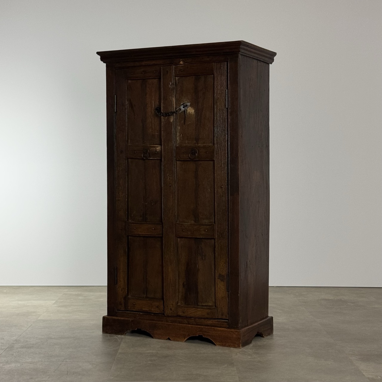 Vintage Cabinet "Rustic"