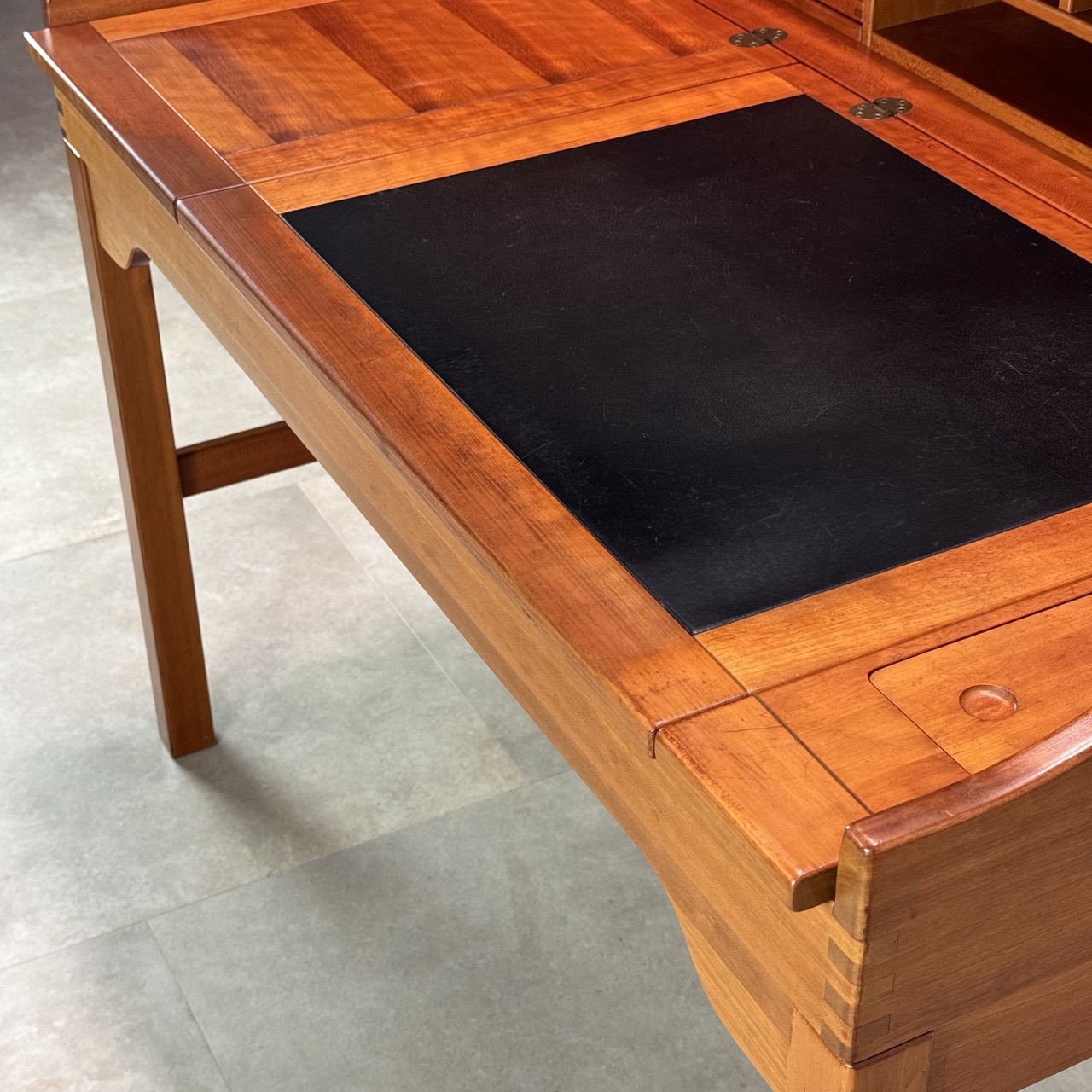 Vintage Desk Vintage Desk