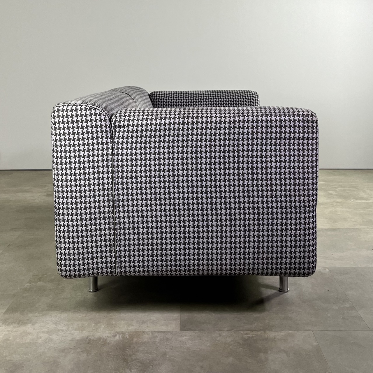 "MET 250" sofa