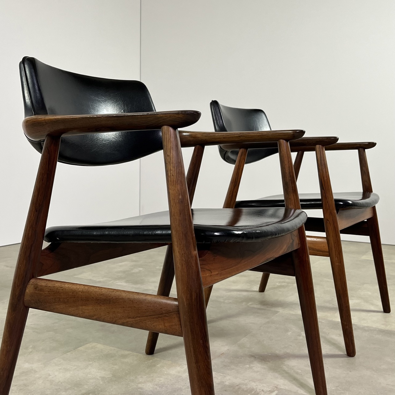 "GM11" Dining Chairs