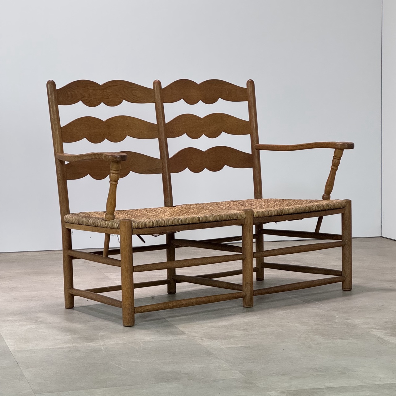 Vintage Bench Oak Rush