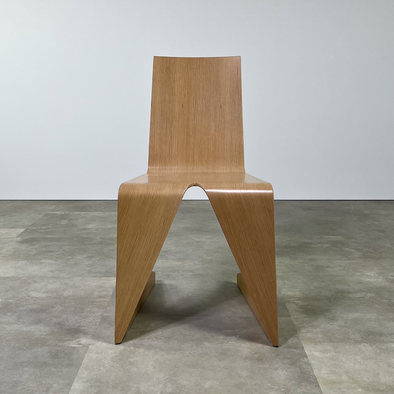 "LRC" Chairs "LRC" Chairs