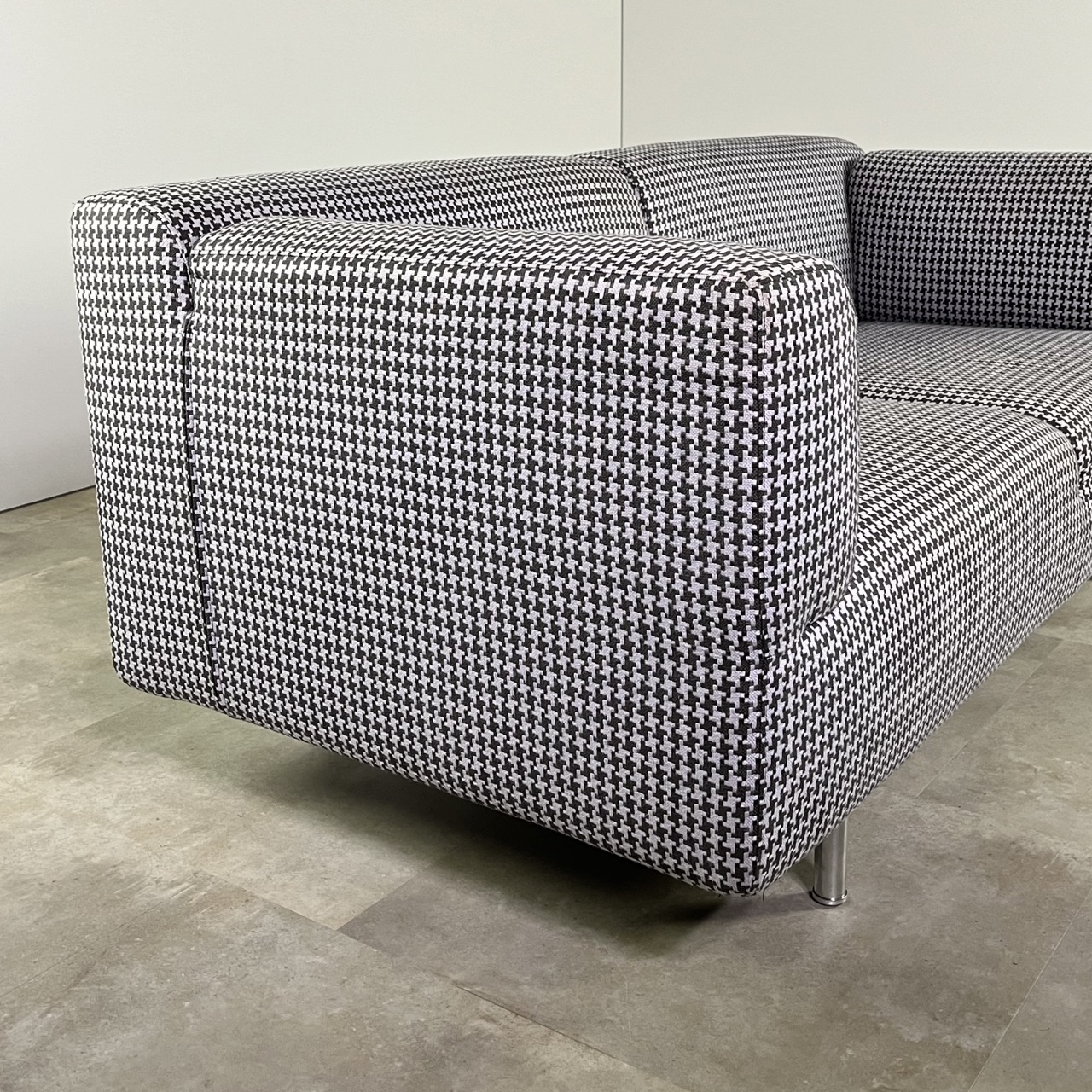 "MET 250" sofa