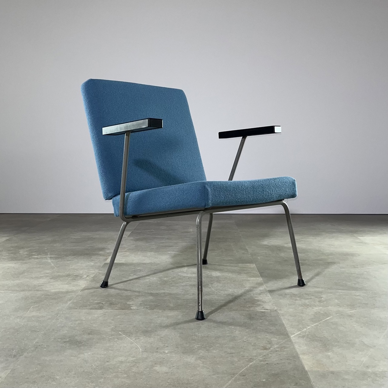 "1401" Easy Chair