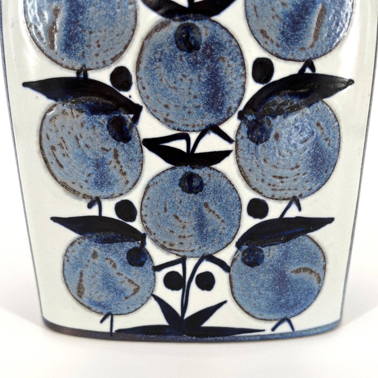 "The Pillow" Vase