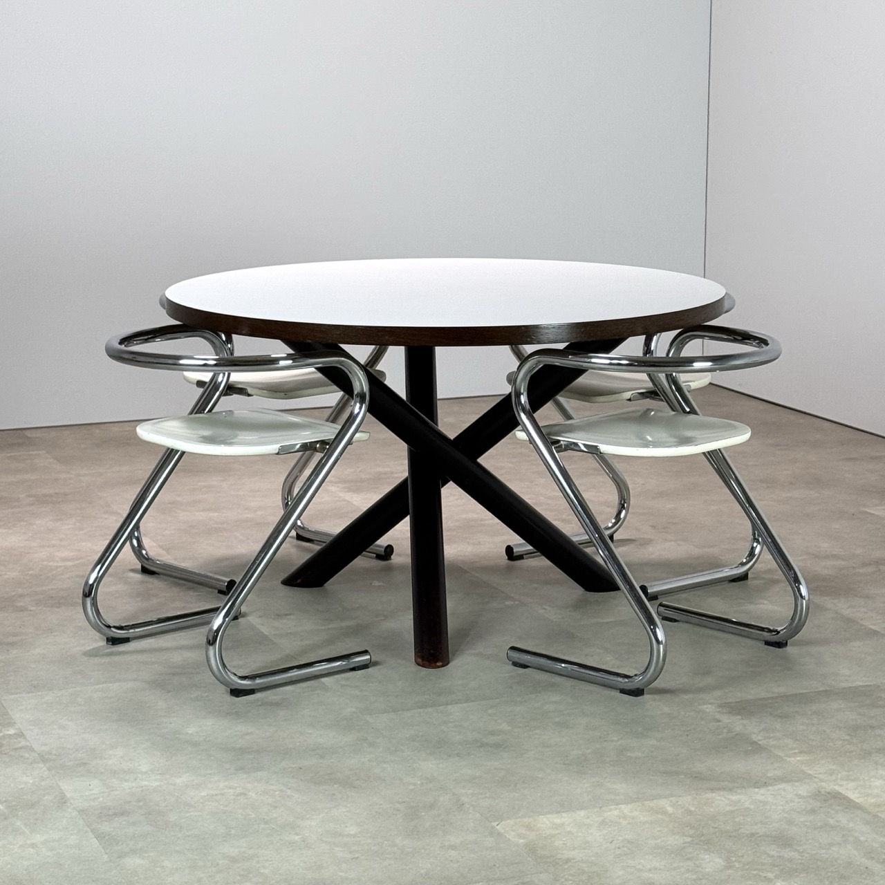 Vintage Dining Table "Plataan"