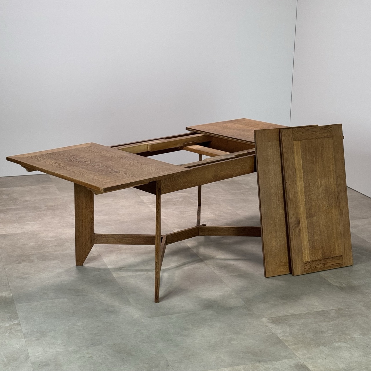 Antique Dining Table "Haagse School"