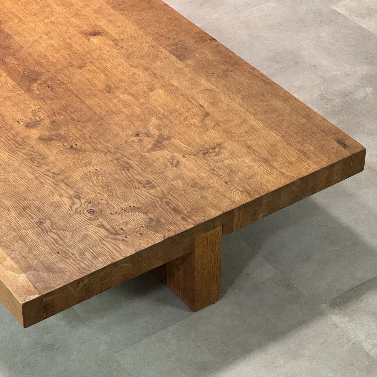 Contemporary Coffee Table "Low Tide"