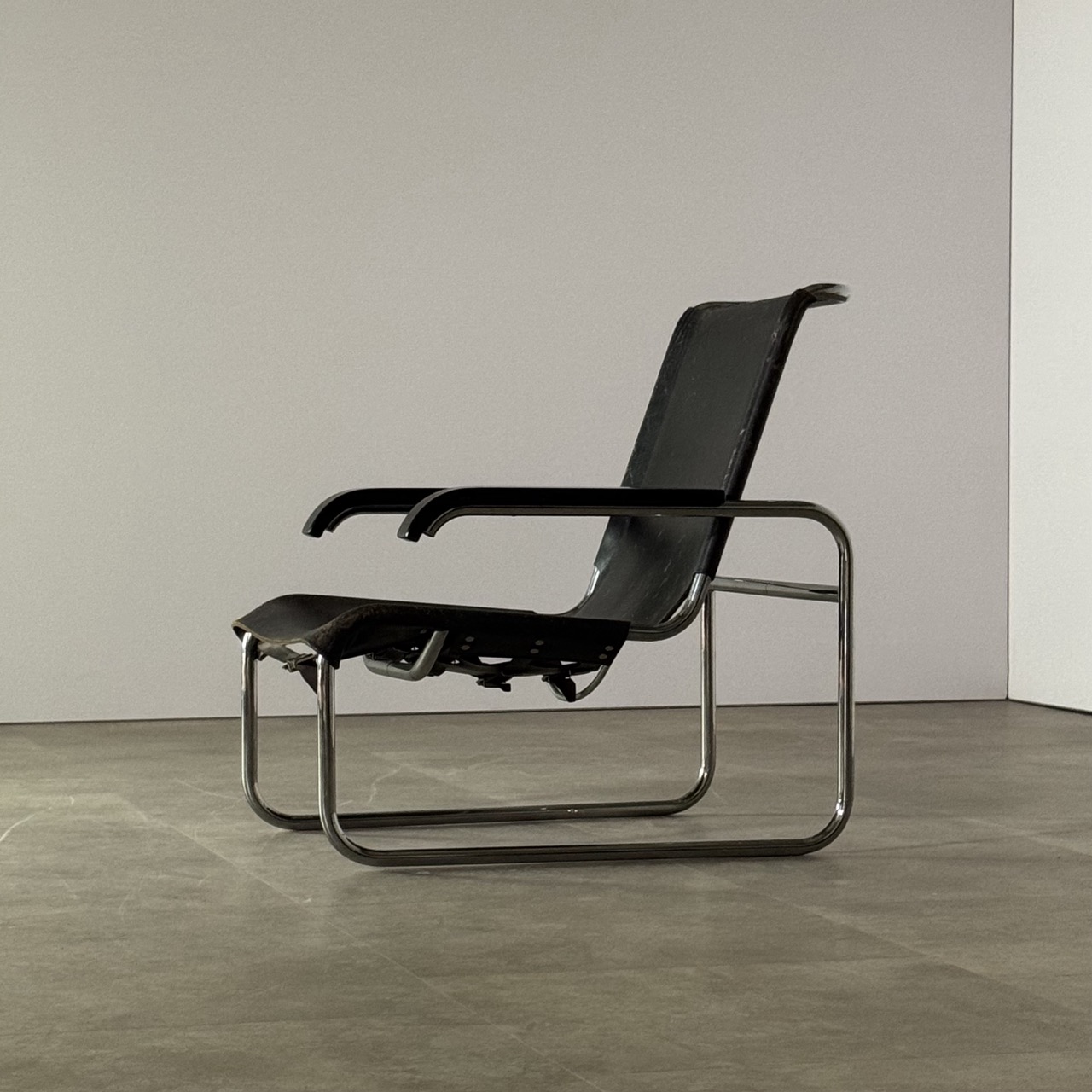 "S35" Lounge Chair