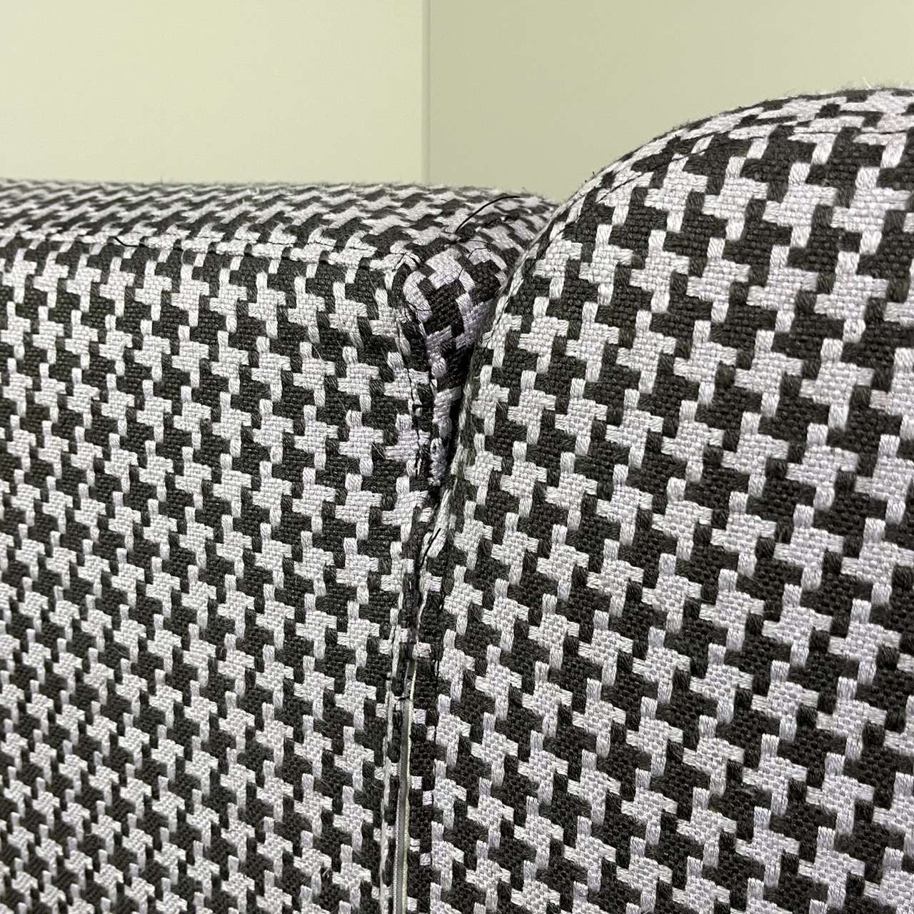 "MET 250" sofa