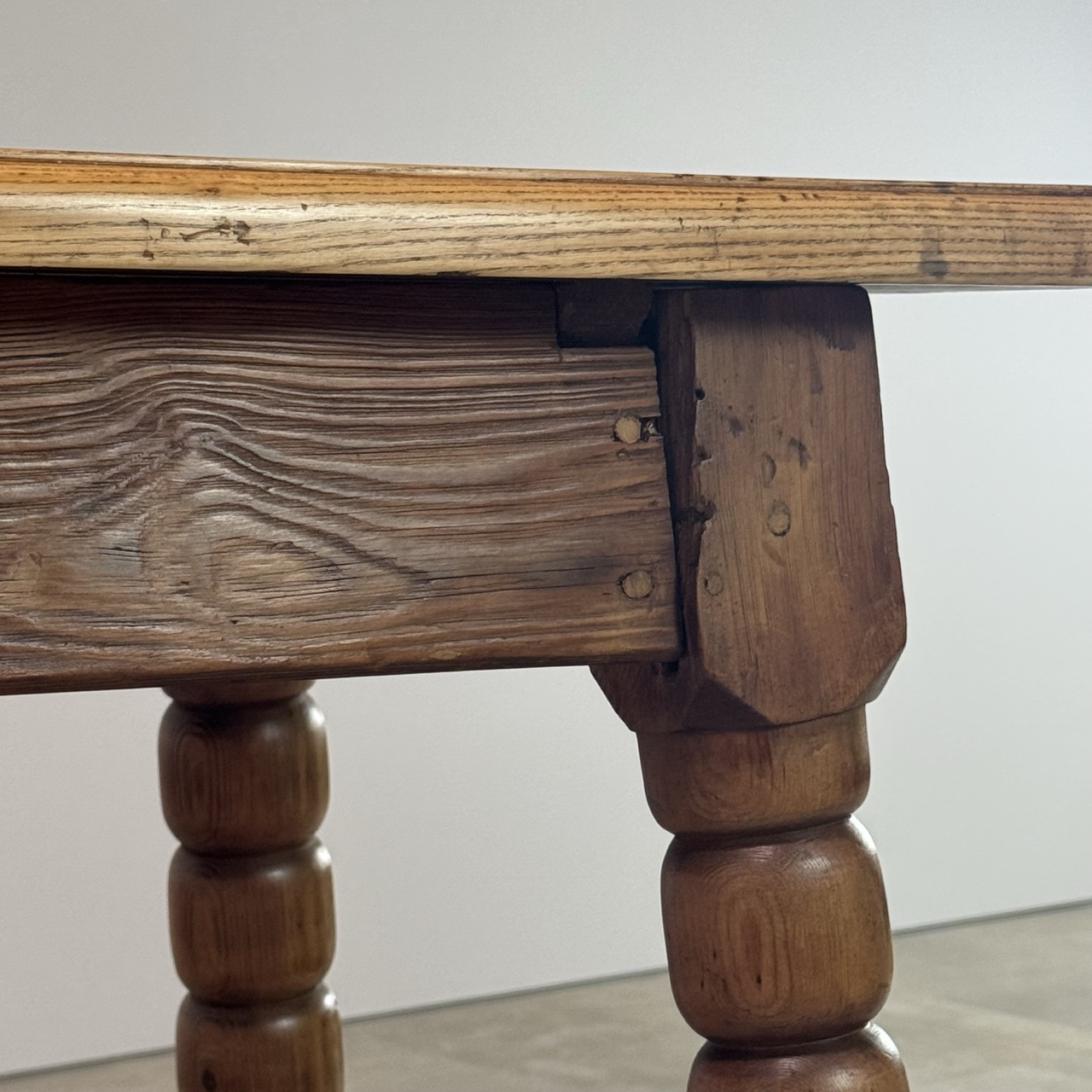 Vintage Desk Table Bobbin