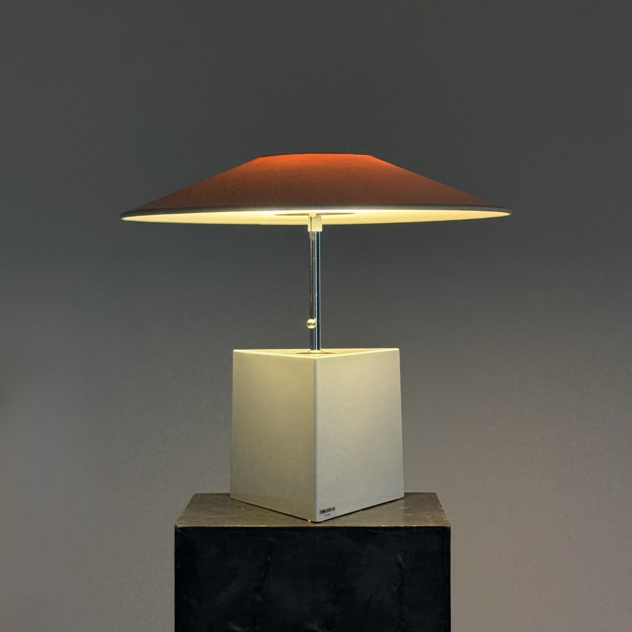 Vintage Table Lamp "Triggy"