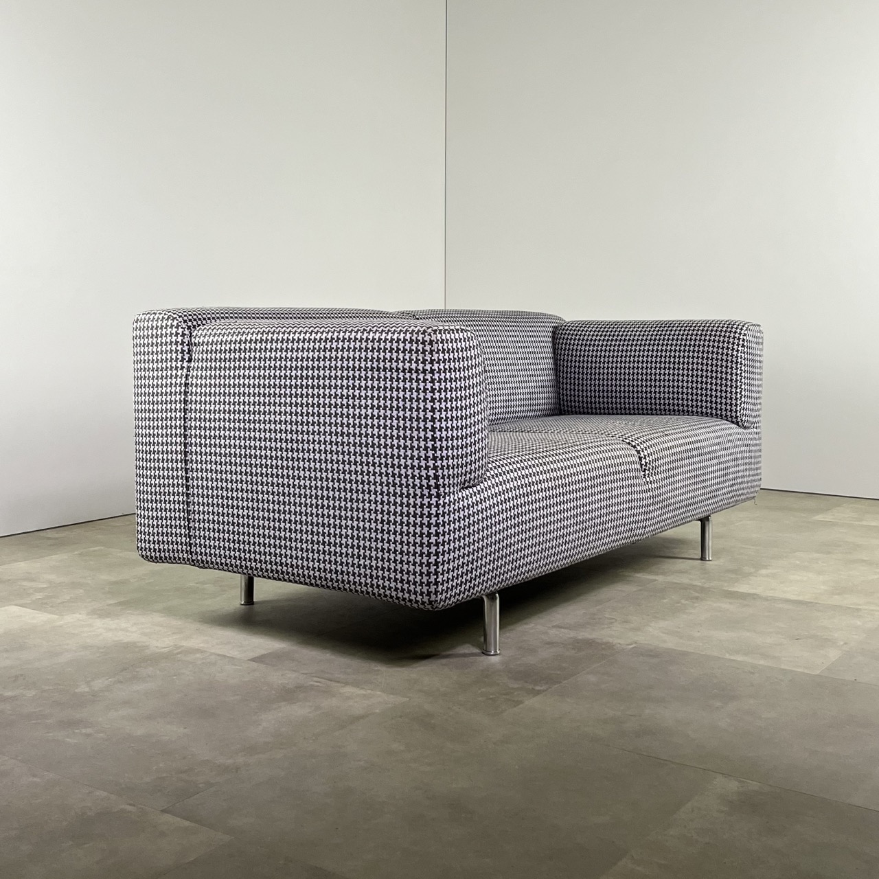 "MET 250" sofa