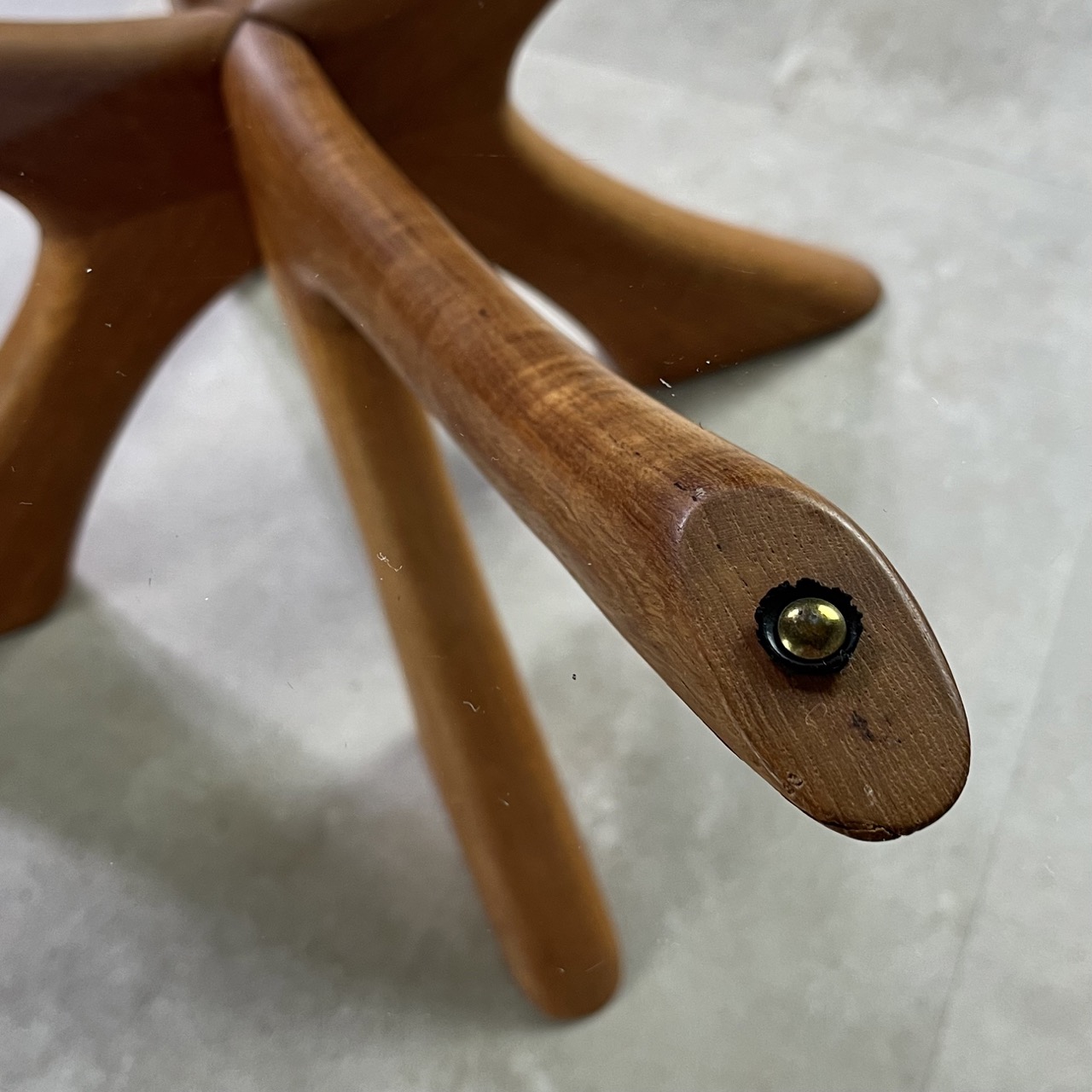 "T118" Coffee Table