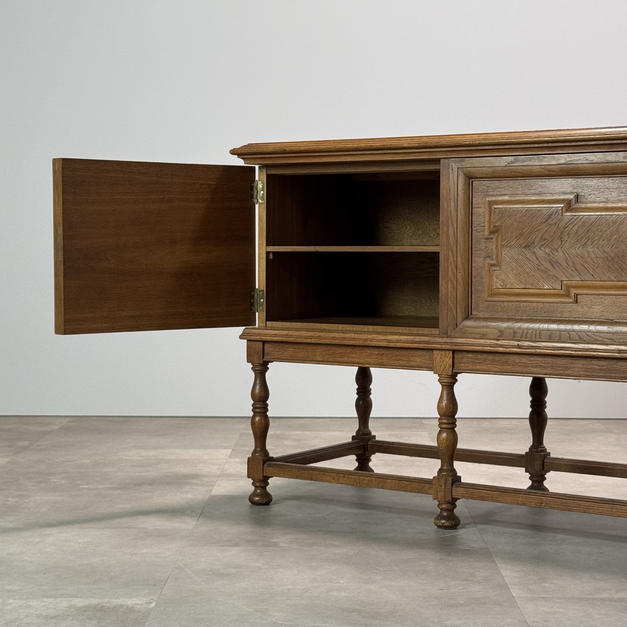 Vintage Sideboard Oak