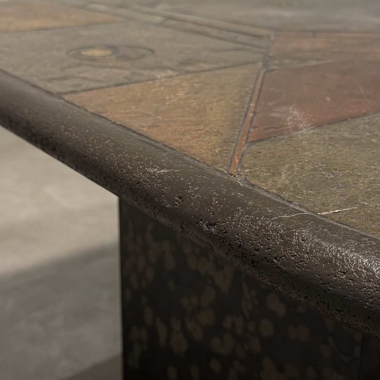 Vintage Coffee Table Rambburon