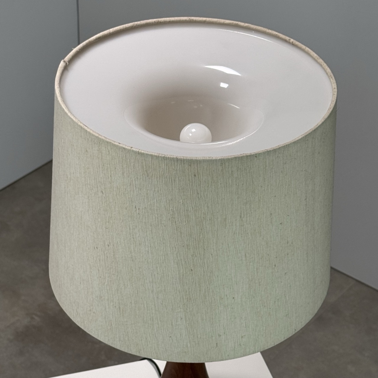 Vintage Table Lamp "7442"