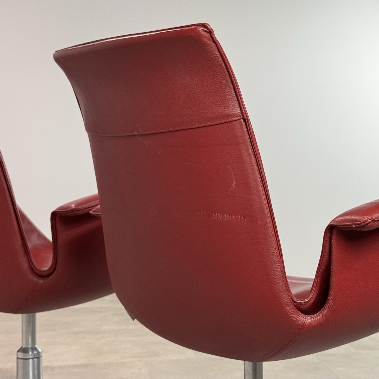 Vintage Chairs FK Tulip