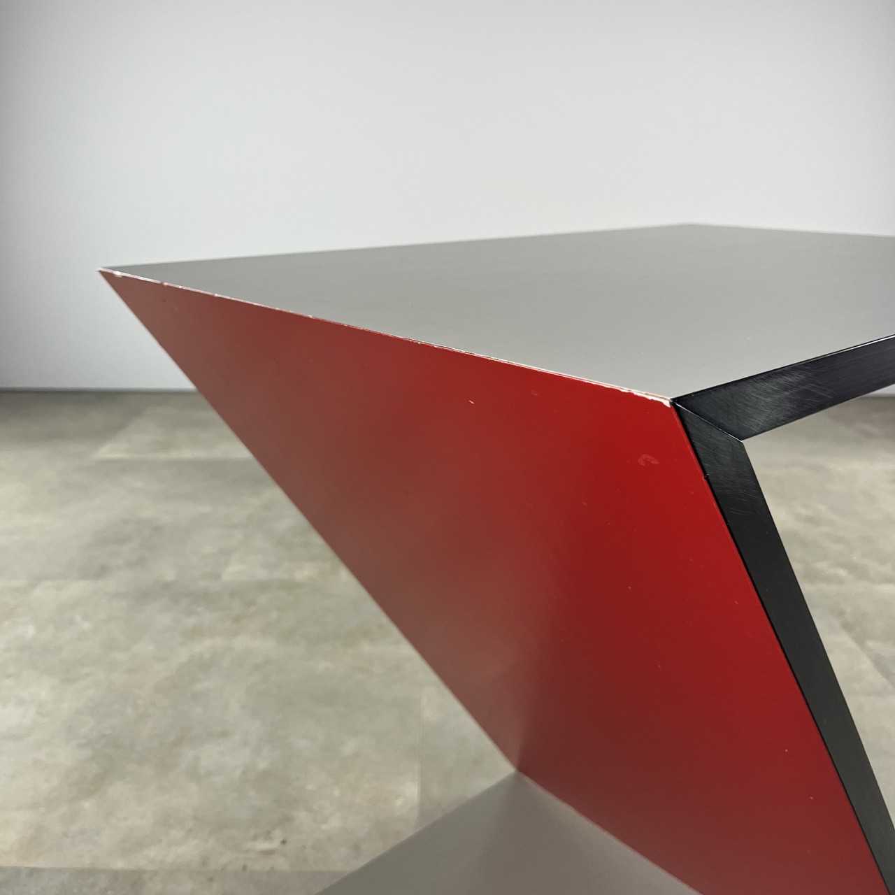 “Hommage a Rietveld” Sidetable