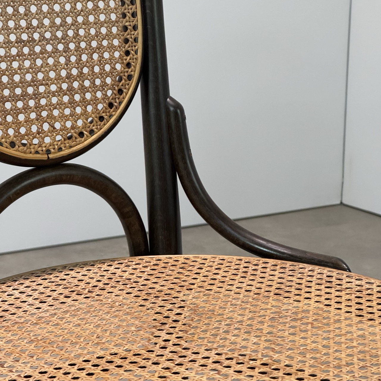 Vintage Chair "No. 207 - Long John"