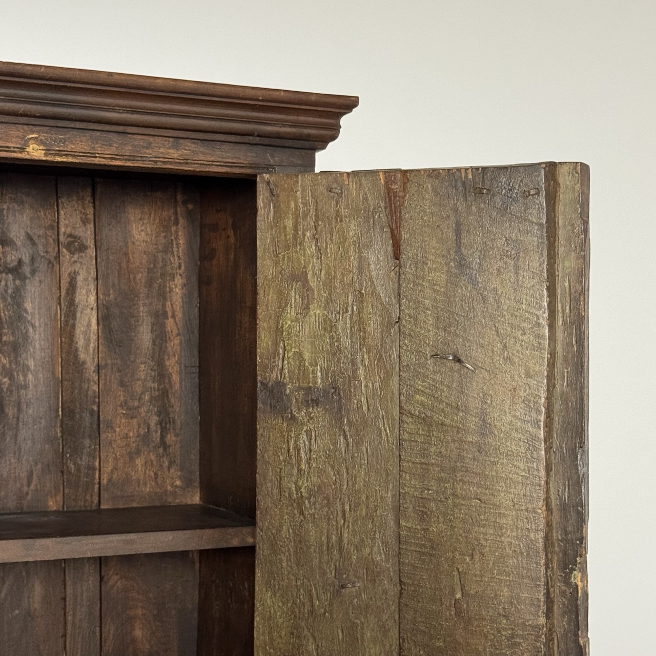 Vintage Cabinet "Rustic"