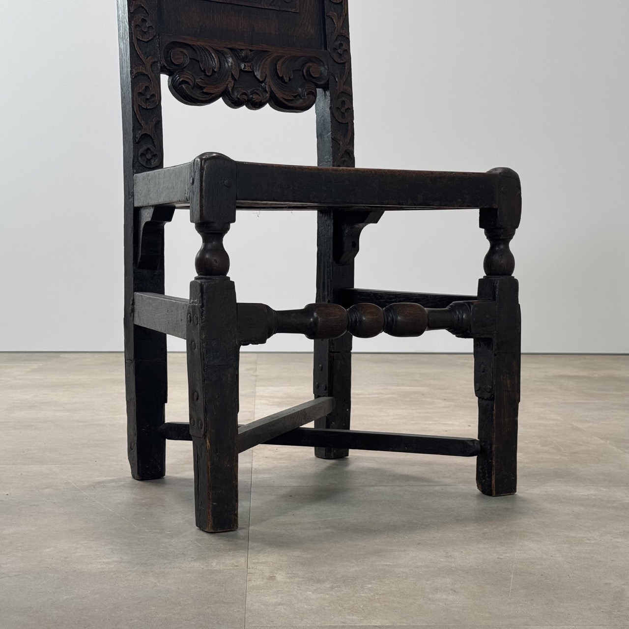 Antique Hallway Chair 