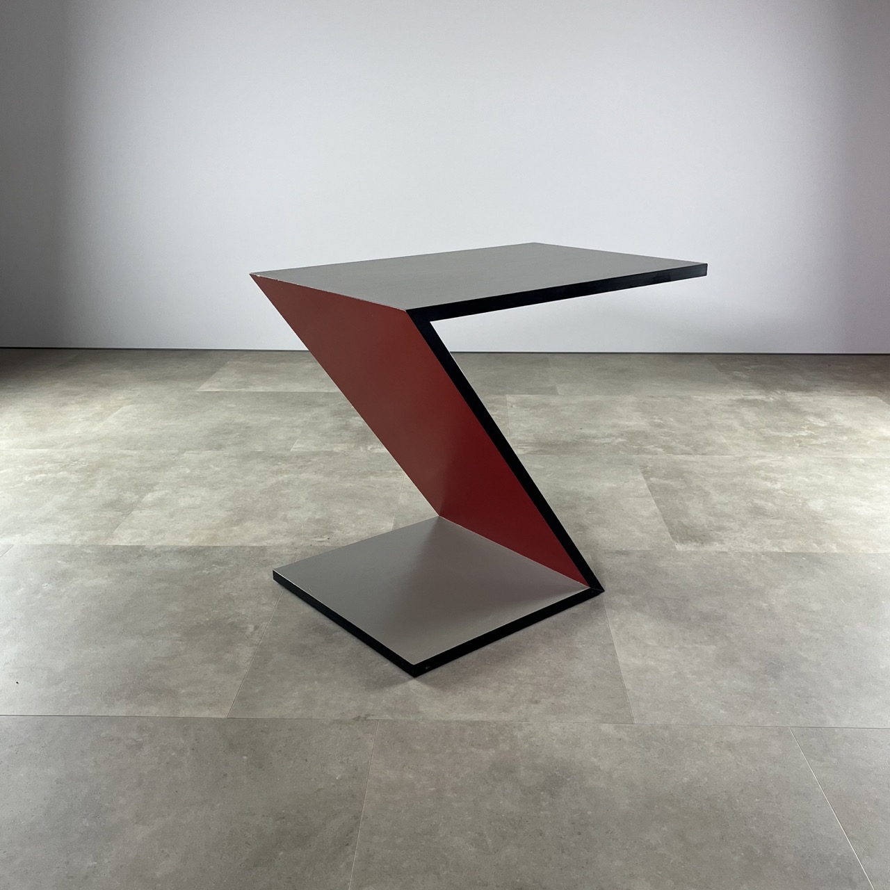 “Hommage a Rietveld” Sidetable