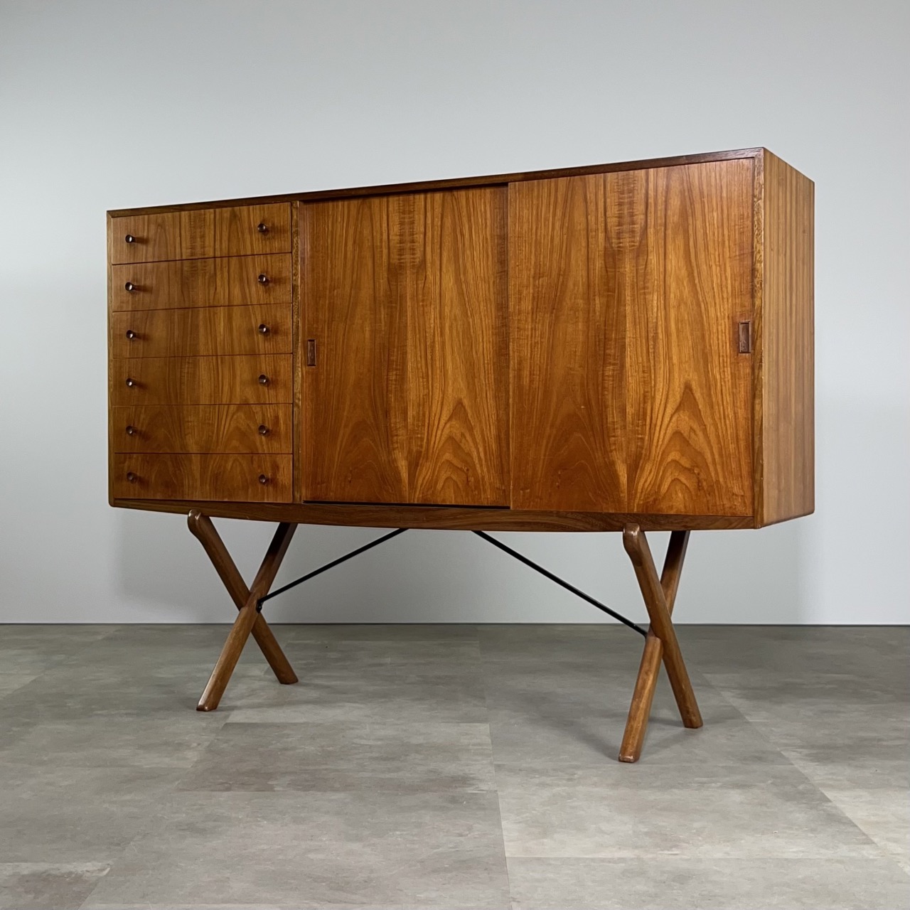 "CH-304" Cabinet 
