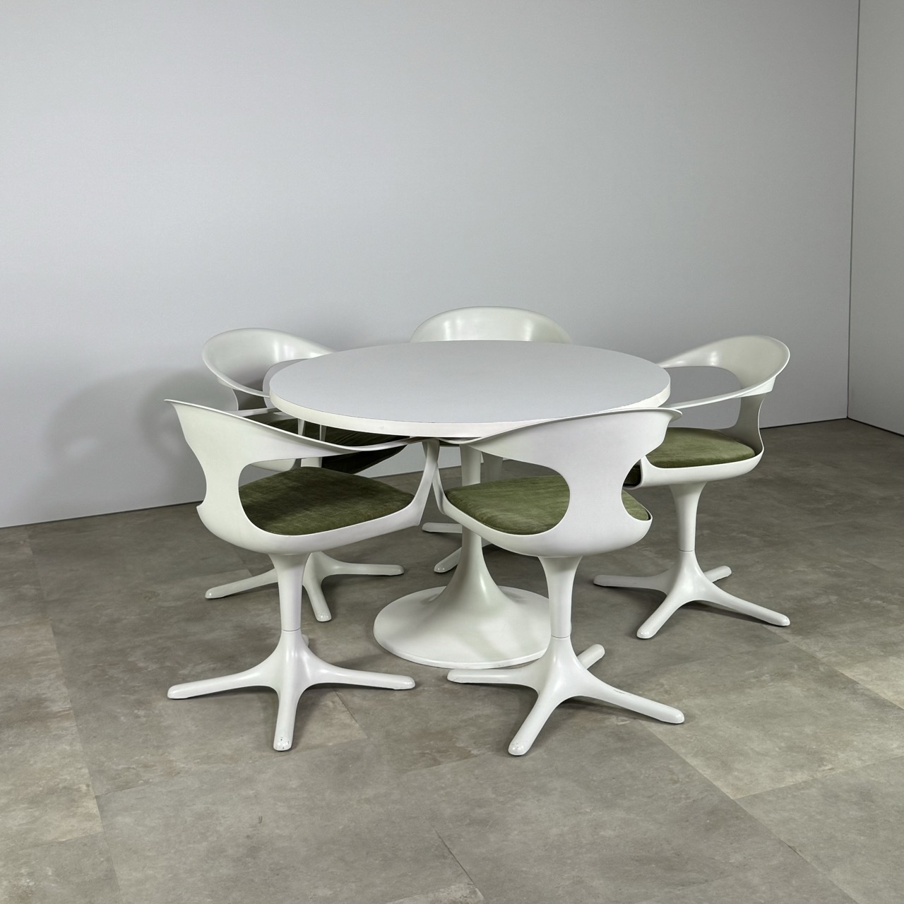 Space Age Dining Set