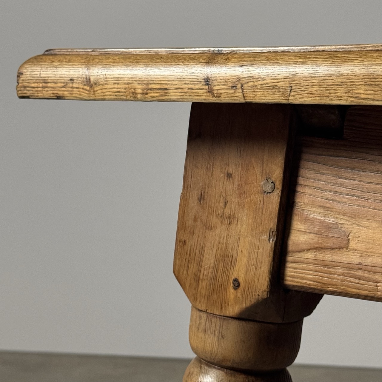 Vintage Desk Table Bobbin