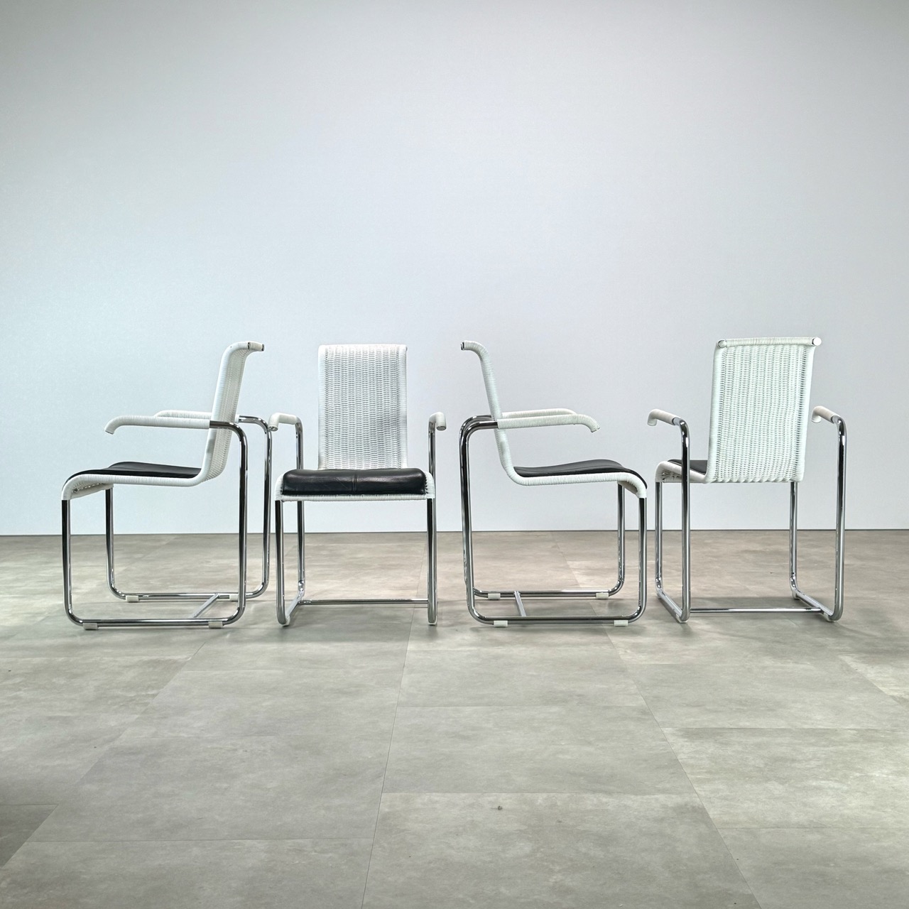 "D25" Dining Chairs 