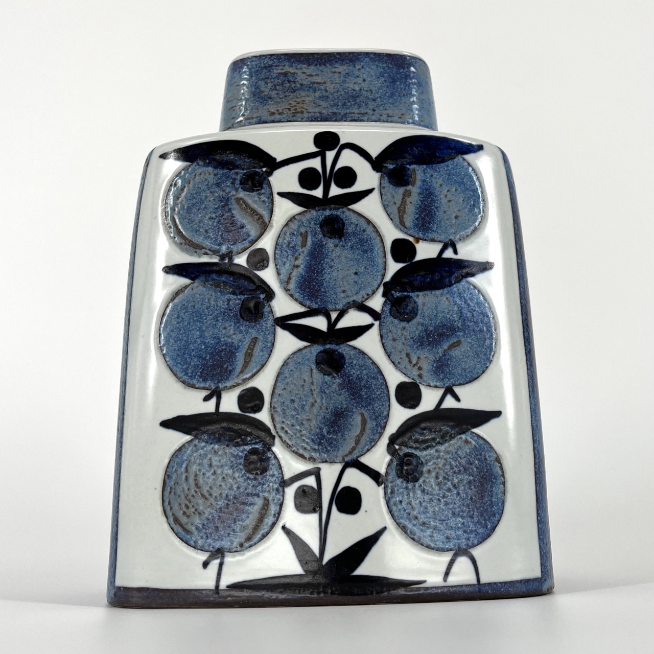 "The Pillow" Vase