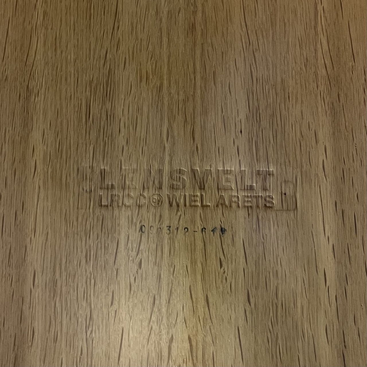 "LRC" Chairs "LRC" Chairs