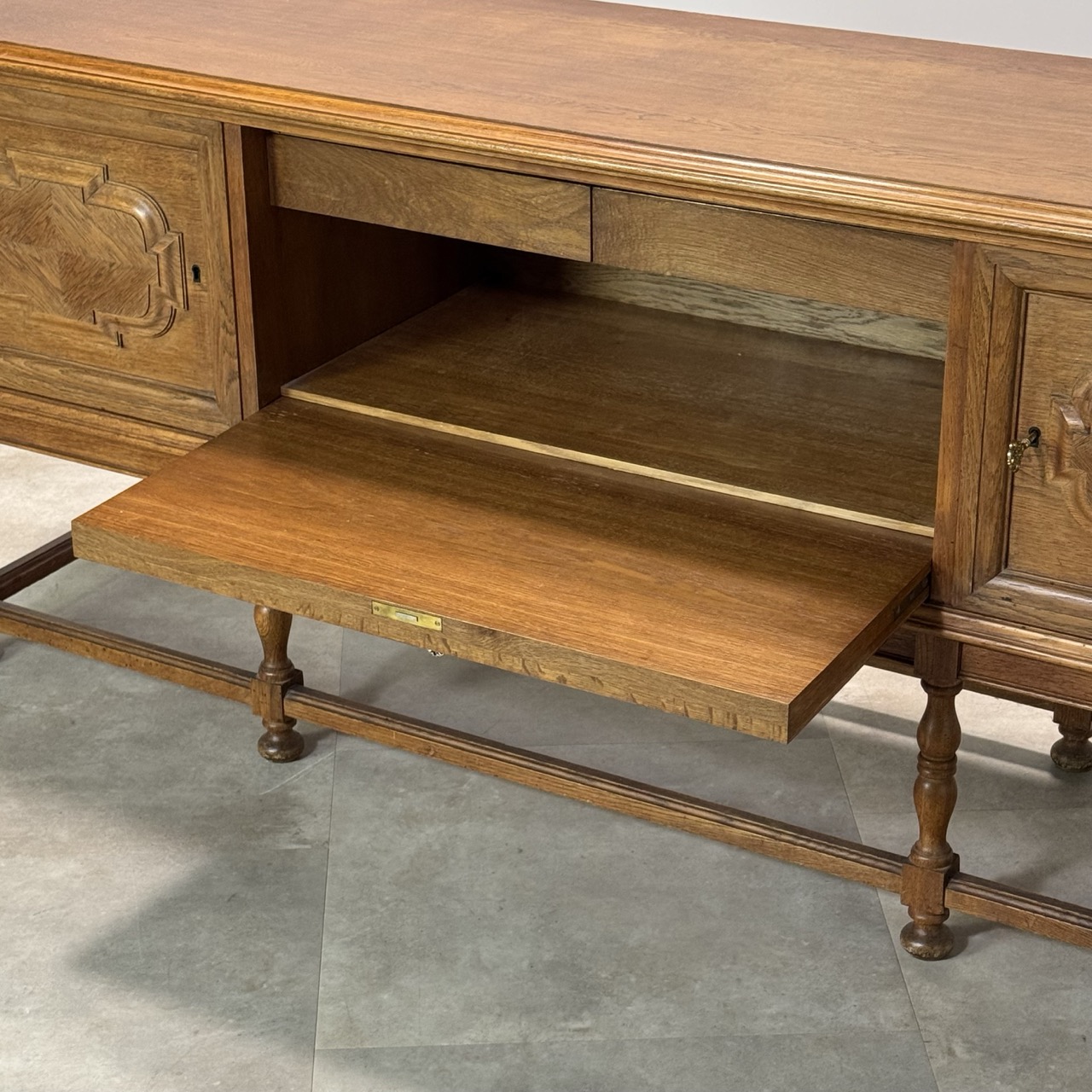 Vintage Sideboard Oak