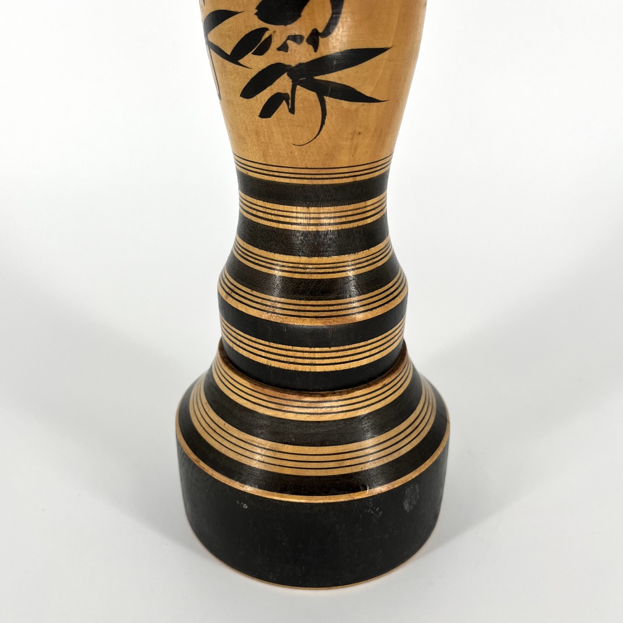 Kokeshi "Sakunami" 