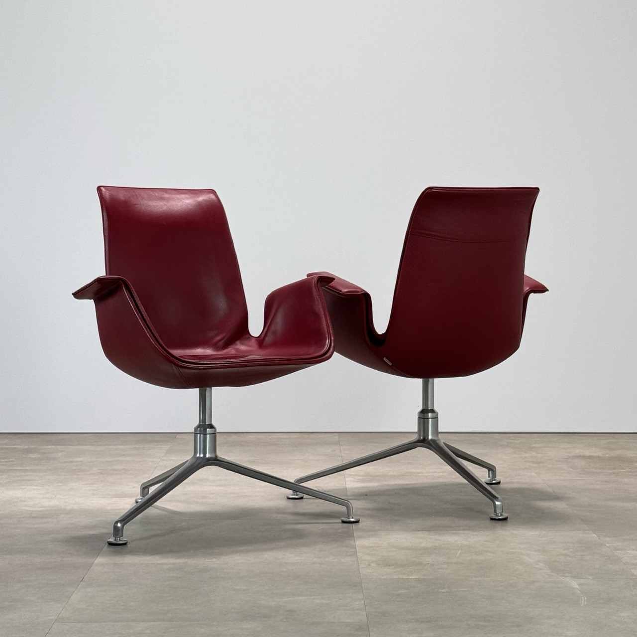 Vintage Chairs FK Tulip