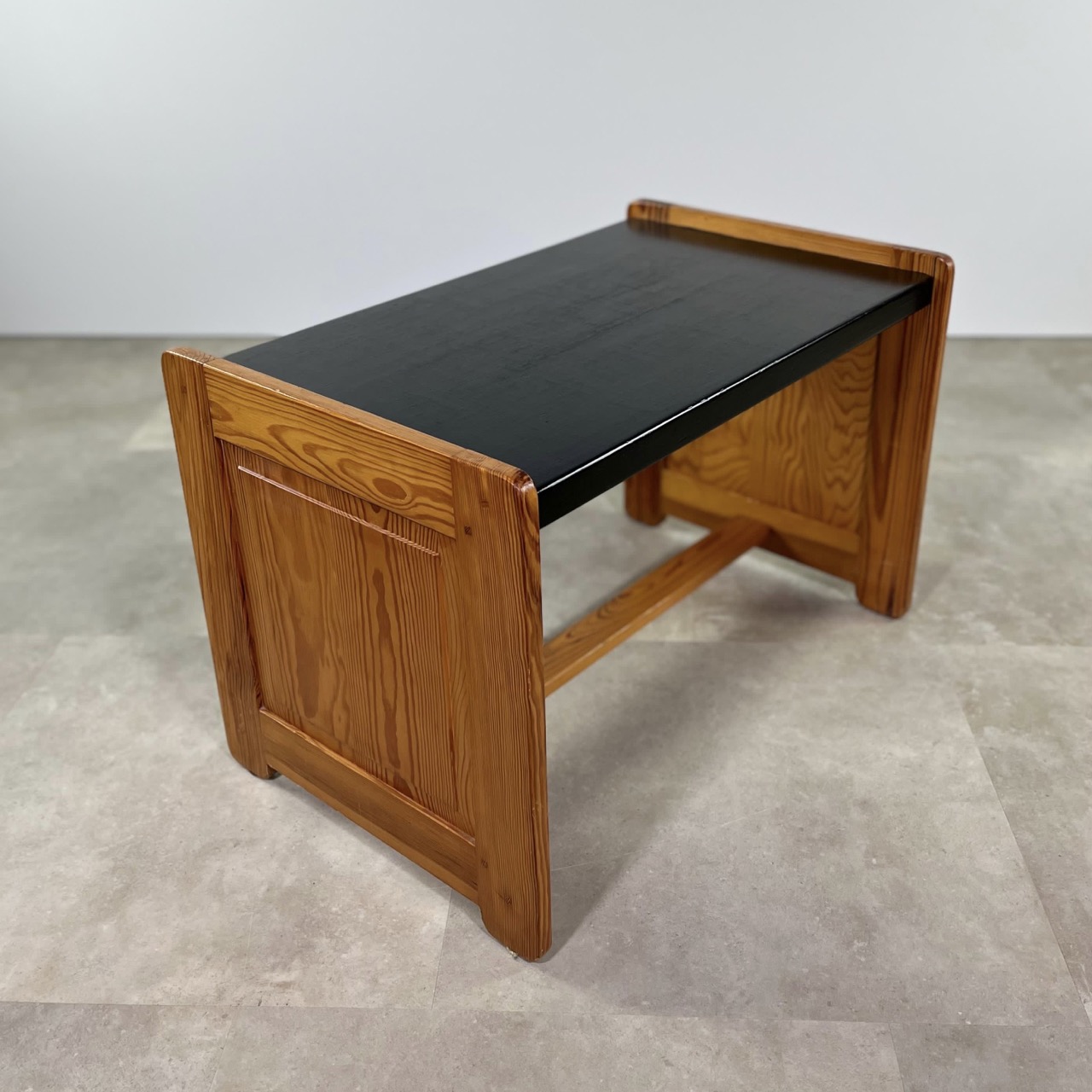 Mid-mod Children's Chair & Desk