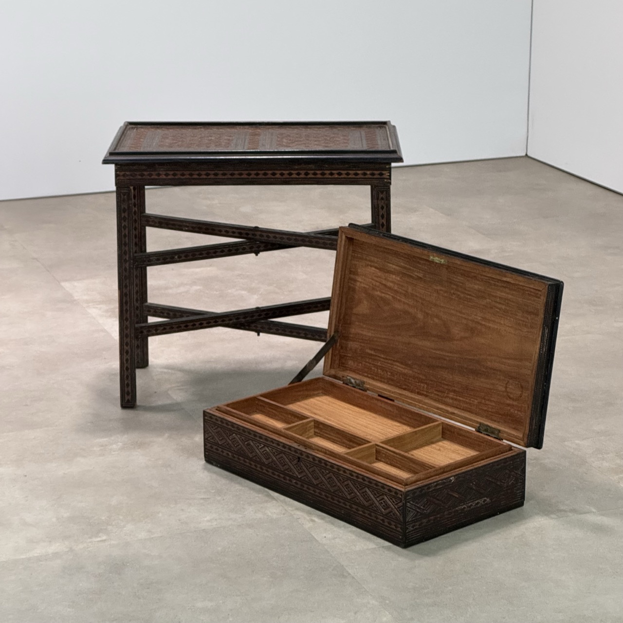 Vintage Side Table Travel 