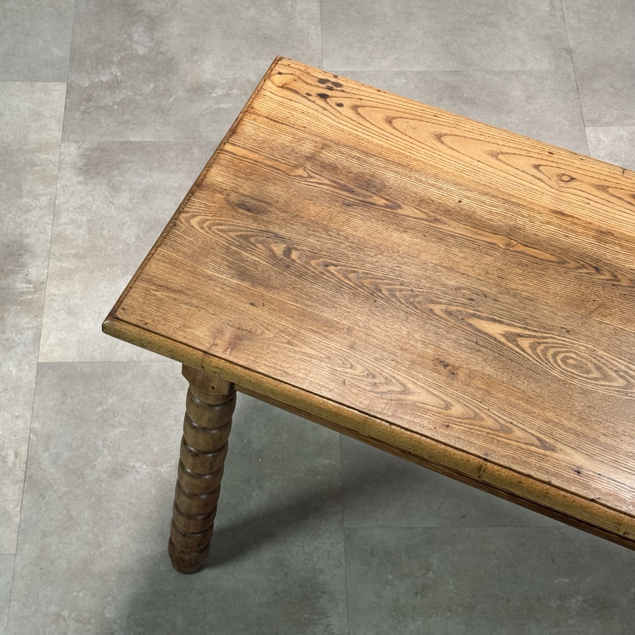 Vintage Desk Table Bobbin