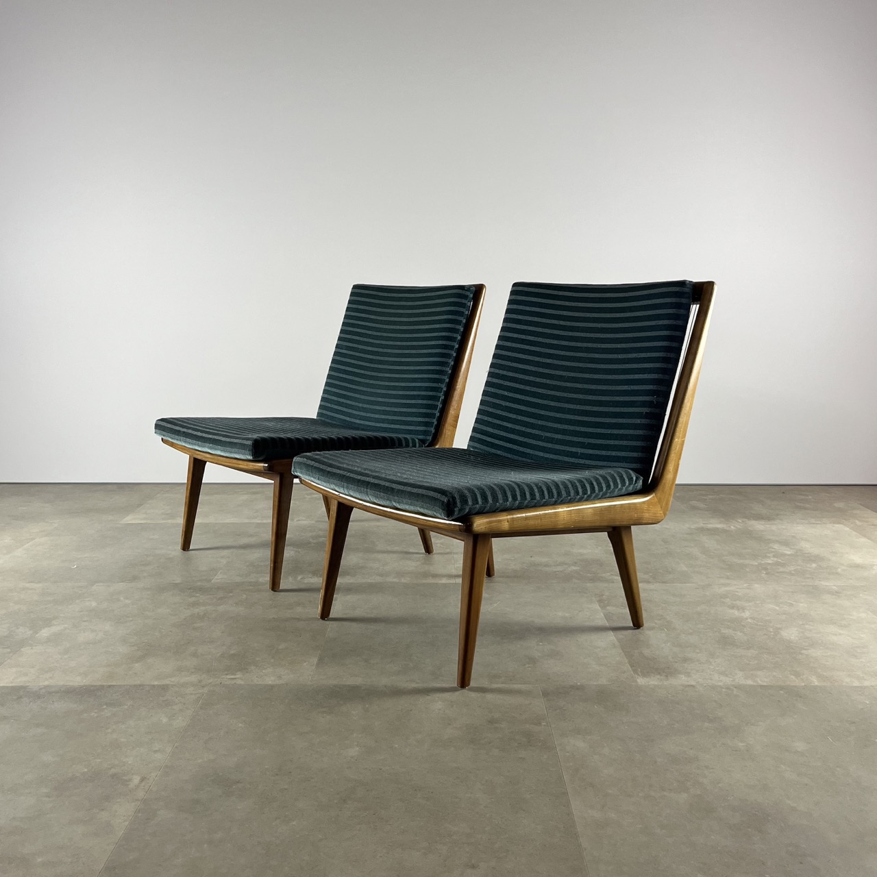 "Boomerang" Easy Chairs